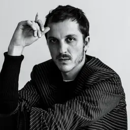 Portrait of Glenn Martens