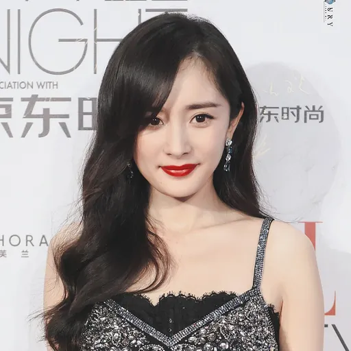 Portrait of Yang Mi