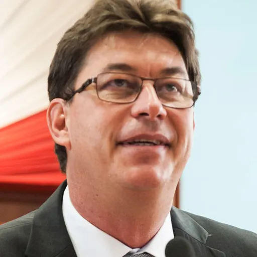 Portrait of Thierry Santa