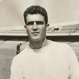 Portrait of Raúl Cárdenas
