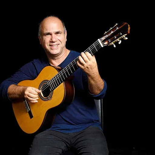 Portrait of Nelson Faria