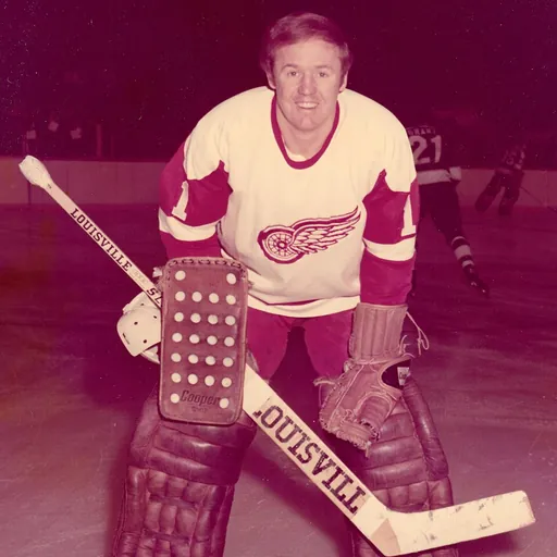 Portrait of Bill McKenzie