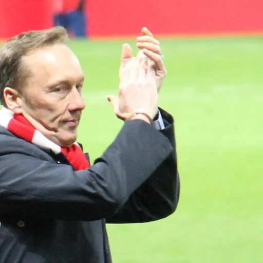 Portrait of Lee Dixon