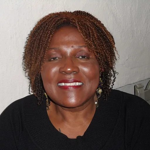 Portrait of Cyndee Peters
