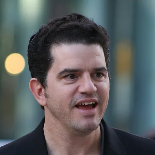 Portrait of Aaron Schneider