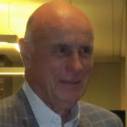 Portrait of Bob Pettit