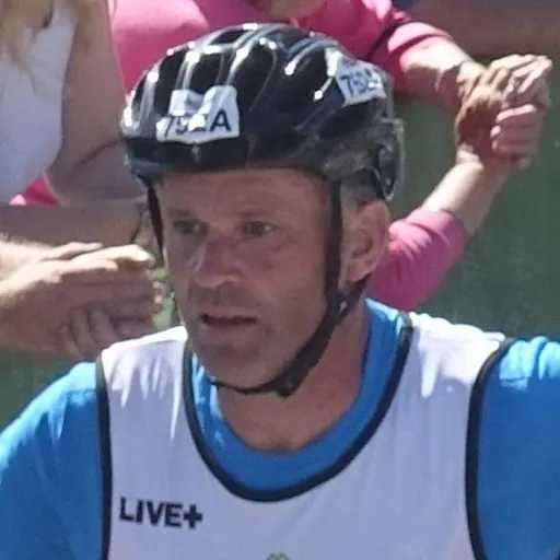 Portrait of Glenn McLeay