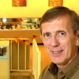 Portrait of Larry Paul Kelley