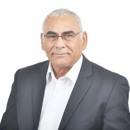 Portrait of Moshe Mizrahi