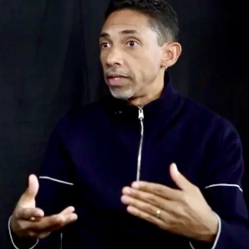Portrait of Robin Kelley