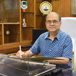 Portrait of Rakesh Bhatnagar