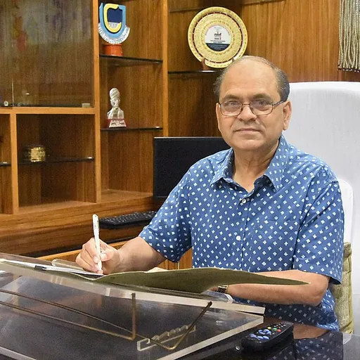 Portrait of Rakesh Bhatnagar