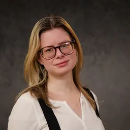 Portrait of Elle Schneider
