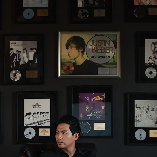 Portrait of Hyuk Shin