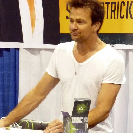 Portrait of Sean Patrick Flanery