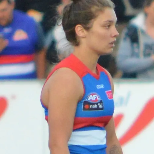 Portrait of Ellie Blackburn