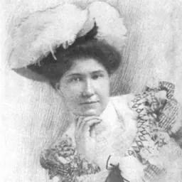 Portrait of Carolyn Wells