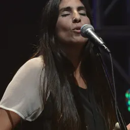 Portrait of Carolina Peleritti