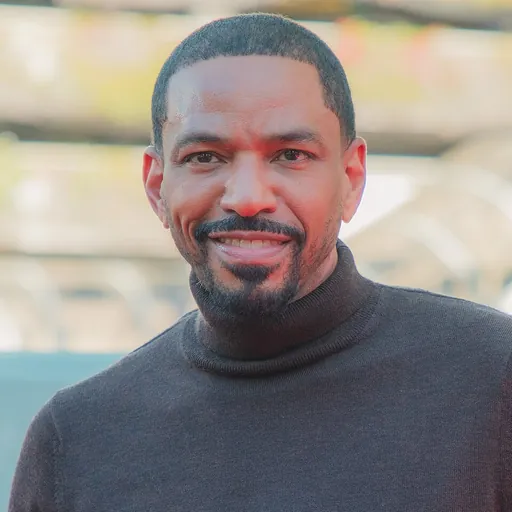 Portrait of Laz Alonso