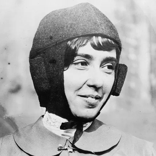 Portrait of Hélène Dutrieu