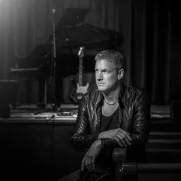 Portrait of Eliot Lewis