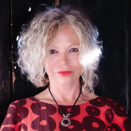 Portrait of Lenka Lichtenberg