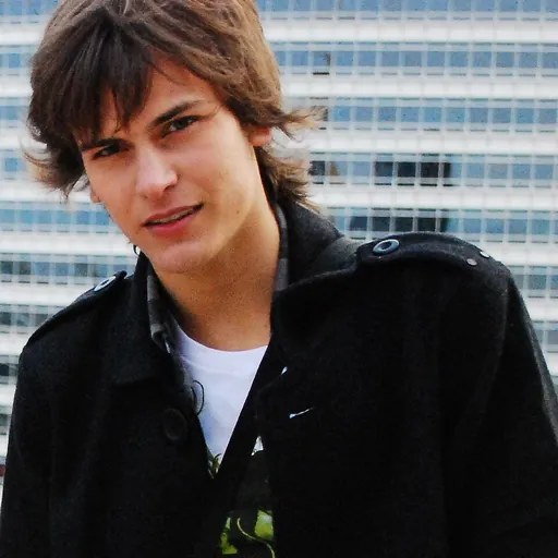 Portrait of Andrés Gil