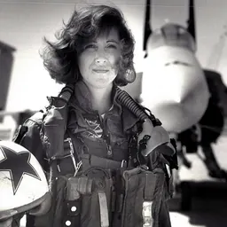 Portrait of Tammie Jo Shults