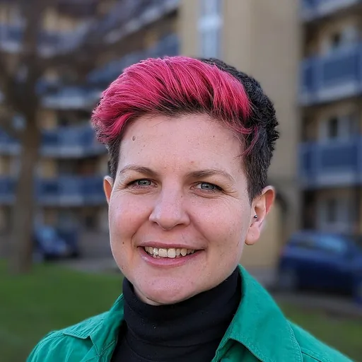 Portrait of Zoë Garbett