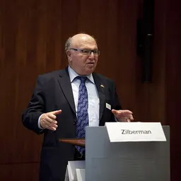 Portrait of David Zilberman
