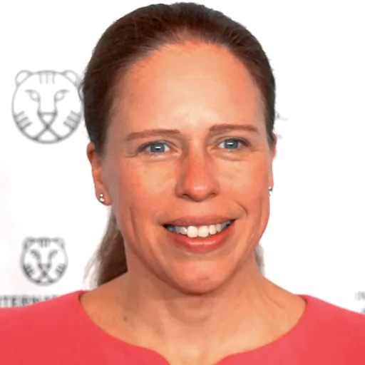 Portrait of Carola Schouten