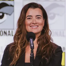 Portrait of Cote de Pablo