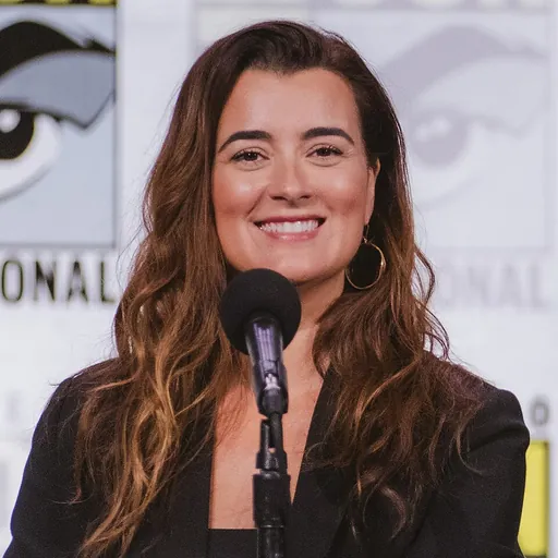 Portrait of Cote de Pablo