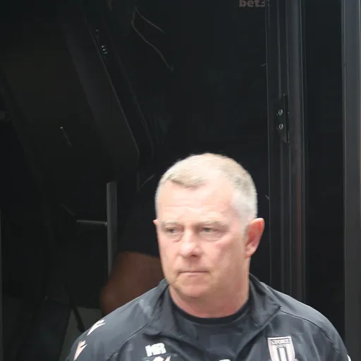 Portrait of Mark Robins