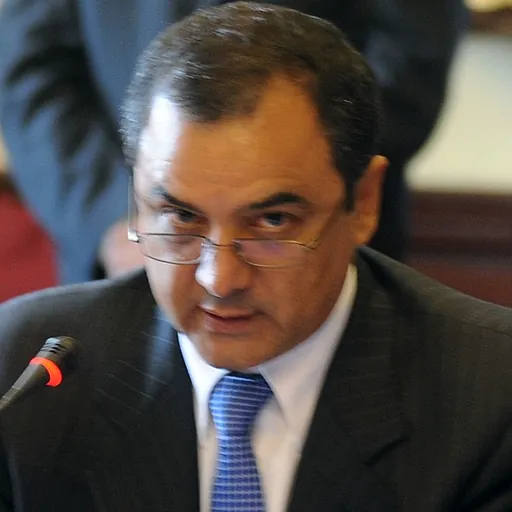 Portrait of Carlos Oliva