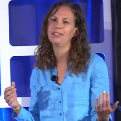 Portrait of Rachel Thomas