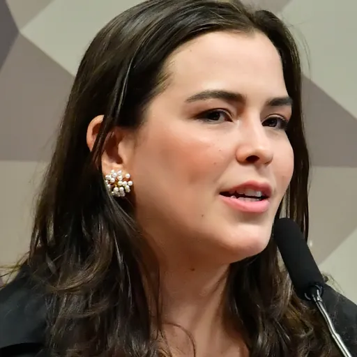 Portrait of Maria Arraes