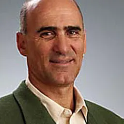Portrait of Ian Cohen