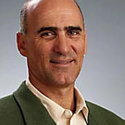 Portrait of Ian Cohen