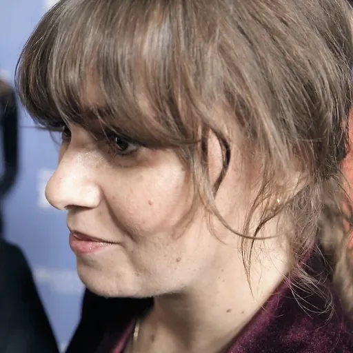 Portrait of Nicole Dorsey