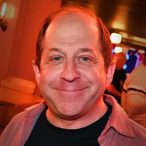 Portrait of Jason Kravits
