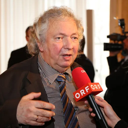 Portrait of Peter Dusek