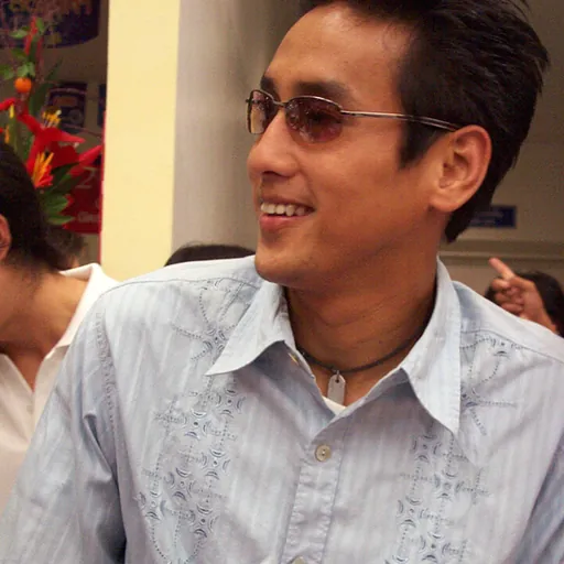 Portrait of Saksit Tangtong