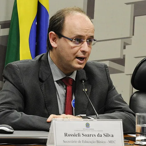 Portrait of Rossieli Soares