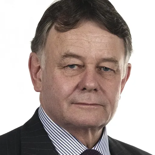 Portrait of Michael Holmes
