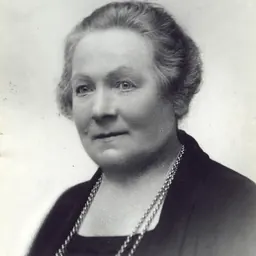 Portrait of Mari Raamot