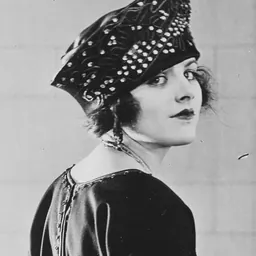 Portrait of Elaine Hammerstein