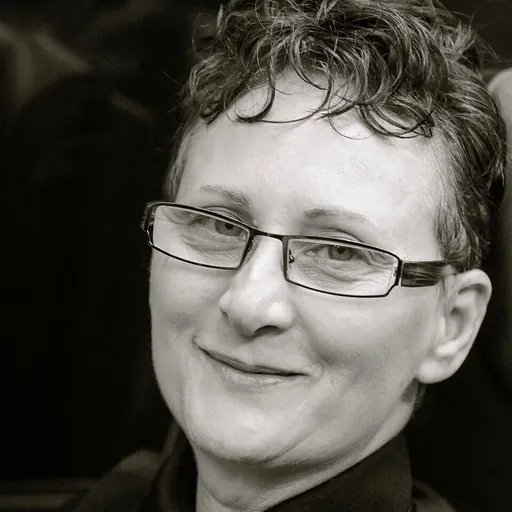 Portrait of Lexa Roséan