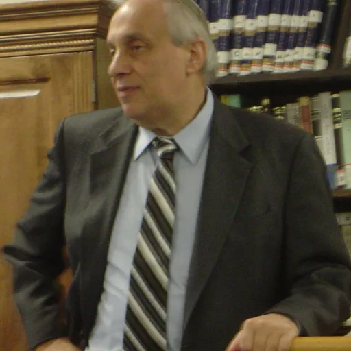 Portrait of Avi Weiss
