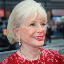 Portrait of Lesley Stahl